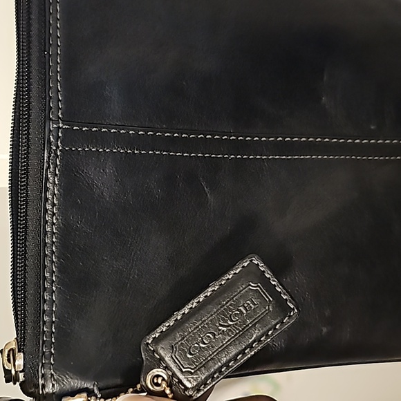 Coach crossbody purse - Picture 3 of 8